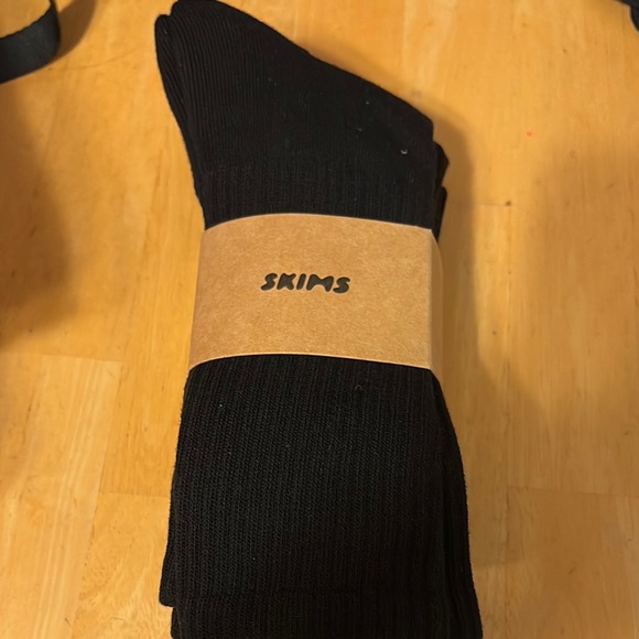 Skims crew socks - Picture 1 of 4